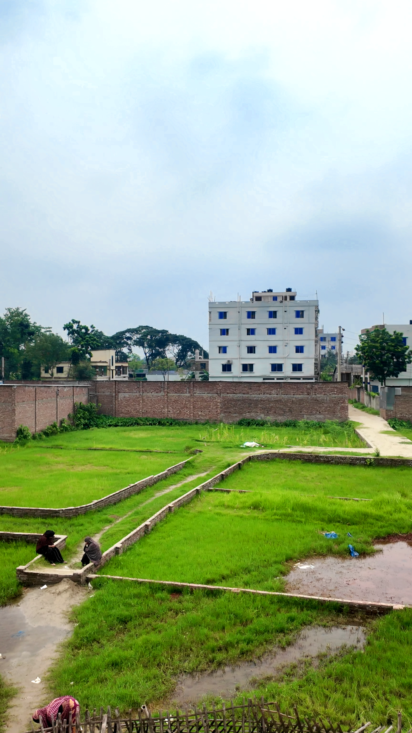 Snapshot_20260629181637 চৌড়হাস মোড় থেকে ৬০০ গজ দূরে কোল্ড স্টোরেজের পেছনে ৫ কাঠার একটি প্লট বিক্রয় হবে