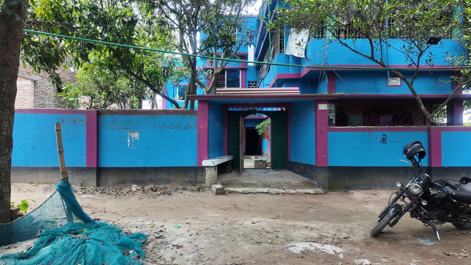 মতিমিয়া রেলগেট–উদিবাড়ী রোডে ৪ কাঠা জমিতে ২ তলা বাড়ি বিক্রয়