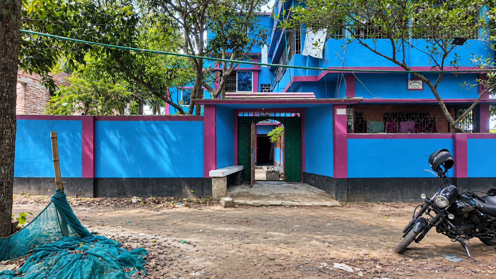 মতিমিয়া রেলগেট–উদিবাড়ী রোডে ৪ কাঠা জমিতে ২ তলা বাড়ি বিক্রয়